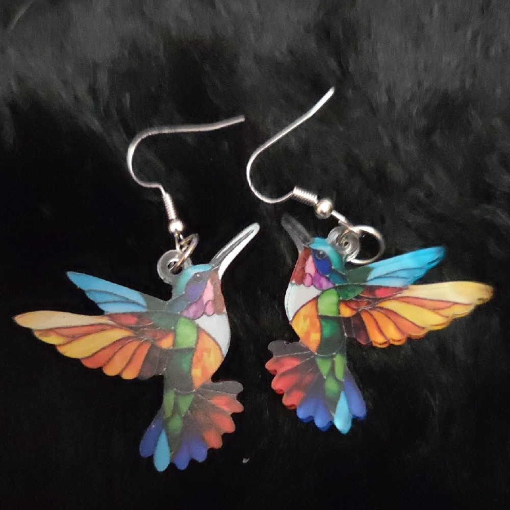 Earrings, Colorful Hummingbird for Bird Lovers. NWOT